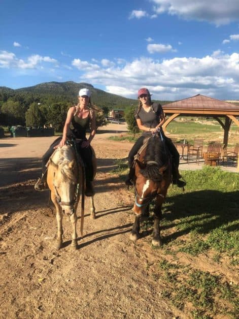 Horseback riding at zion Ponderosa - things to do during a girl's trip to Utah