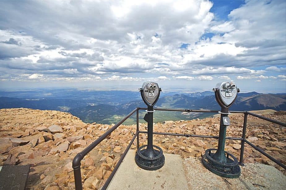 view from the top of pikes peak 