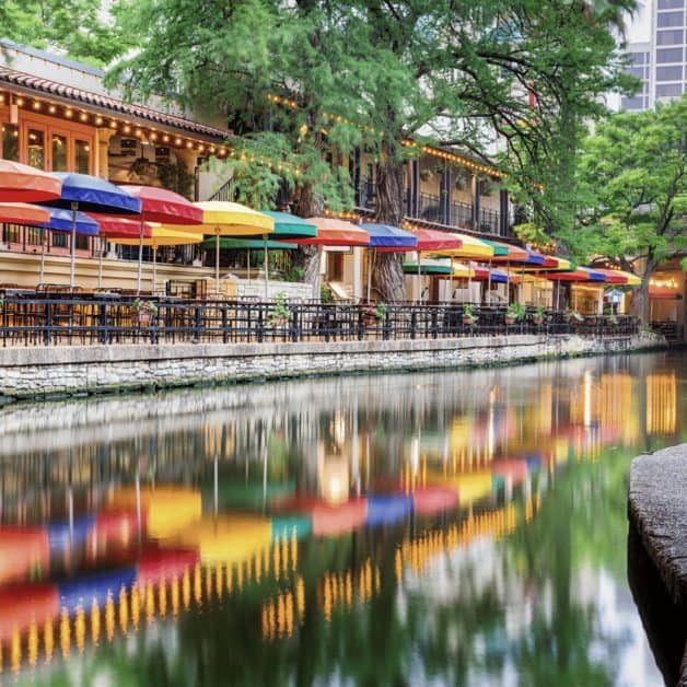 san Antonio river walk-romantic texas weekend getaway