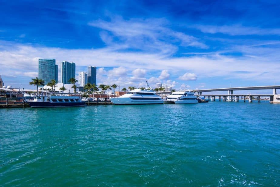 boat tour of biscayne bay 
