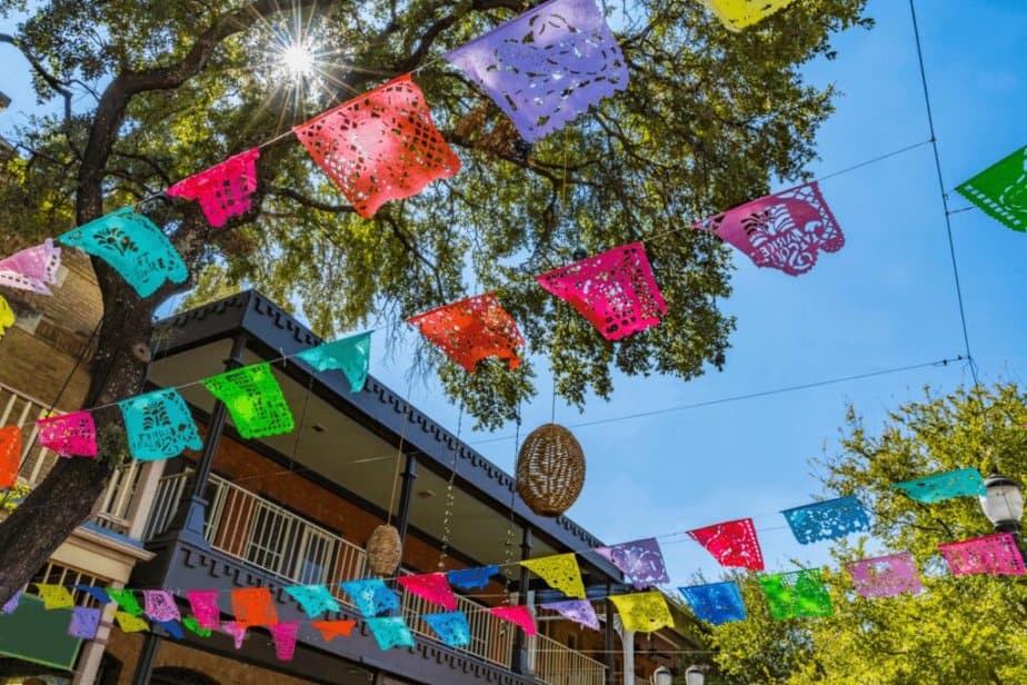 San Antonio street decor in the summer