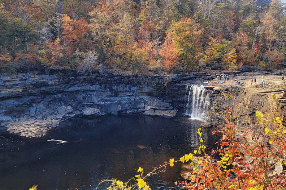 waterfall in north alabama in the fall