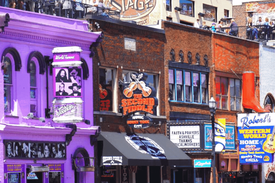 downtown nashville during the day