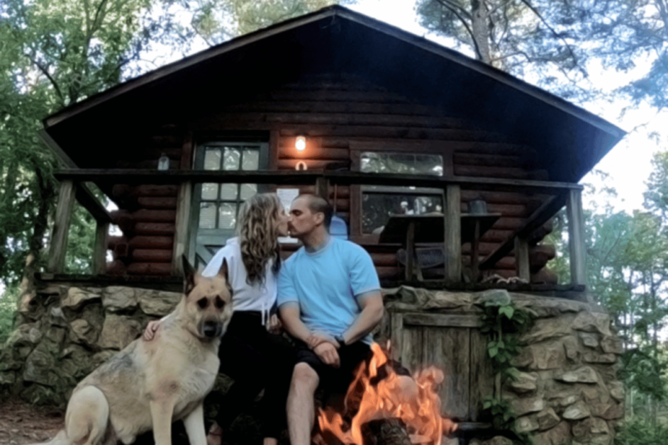 dog-friendly cabin in broken bow 