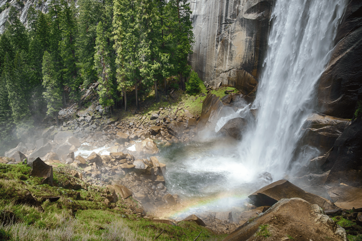 best california day hikes featured image