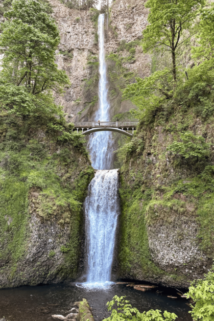 multnomah Falls tallest waterfall in oregon 