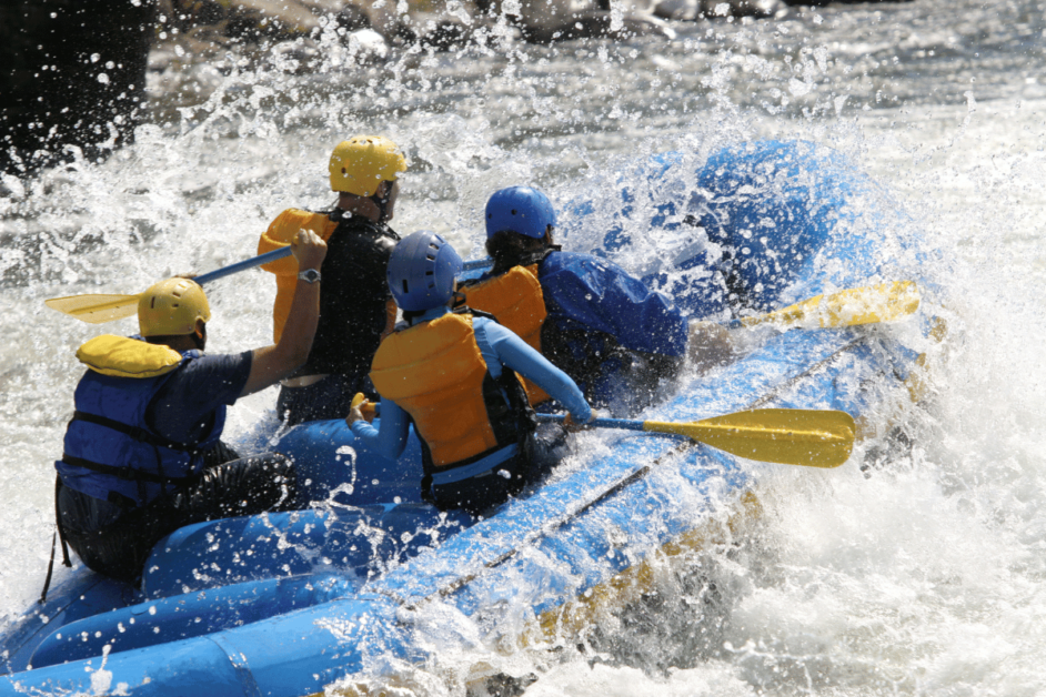 whitewater rafting in interlaken- adventurous things to do in switzerland