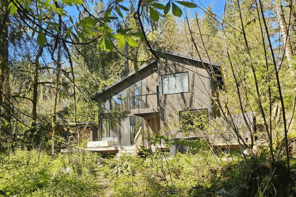 cabin near the columbia river gorge. 
