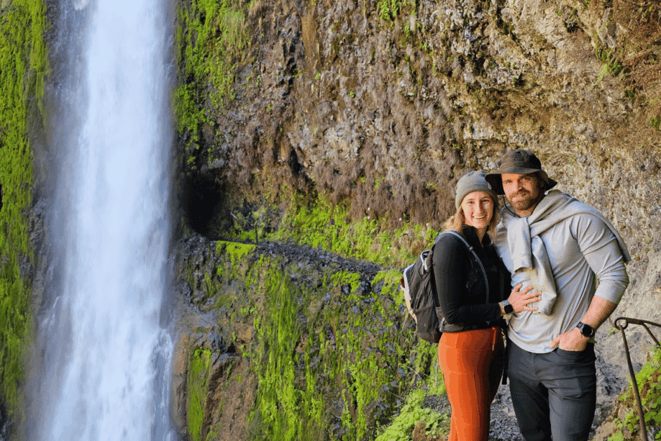 hiking tunnel falls