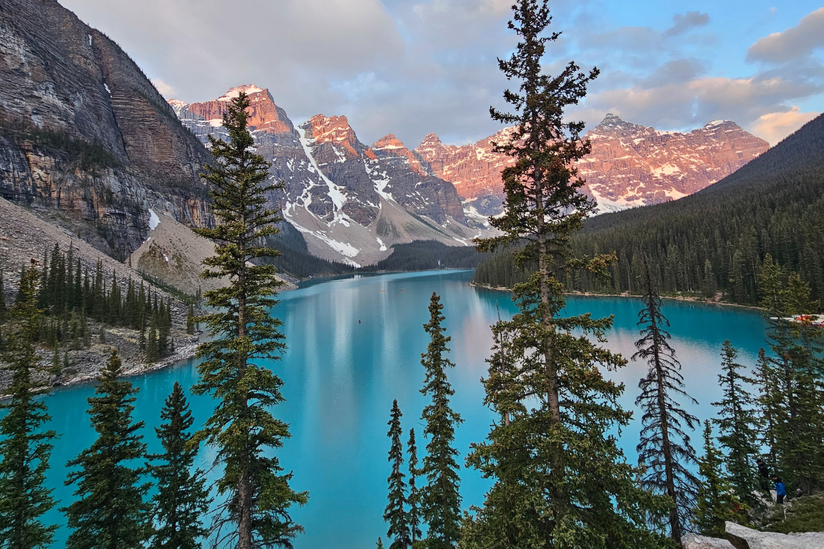 sunrise at lake moraine.