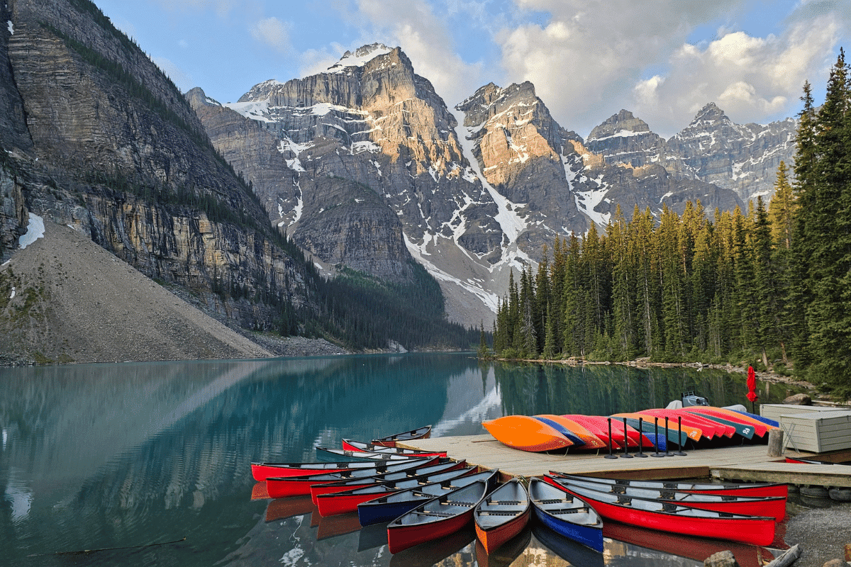 everything to know about visiting moraine lake