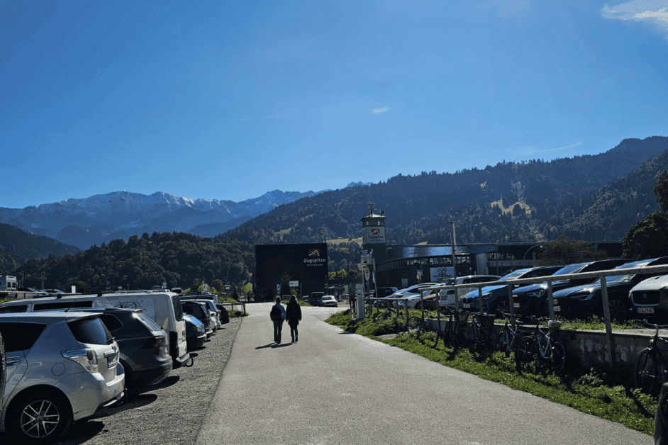 parking lot at eibsee.